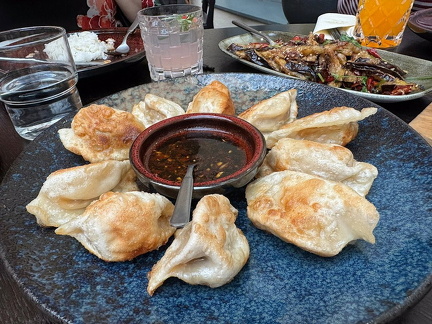 "Kaikki kertaa kaikki" Golden Flowerissa