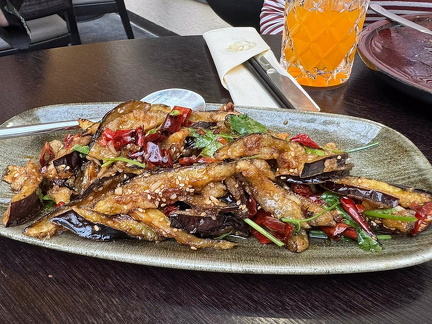 "Kaikki kertaa kaikki" Golden Flowerissa