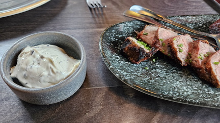 Höörin Iberico porsaan presaa ja majoneesia