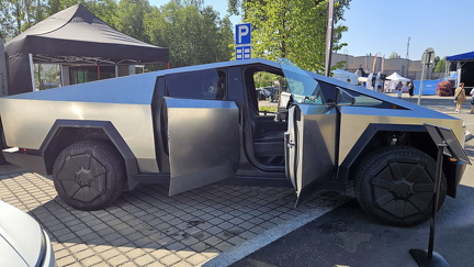 Tesla Cybertruck