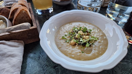 Maa-artisokka & omena